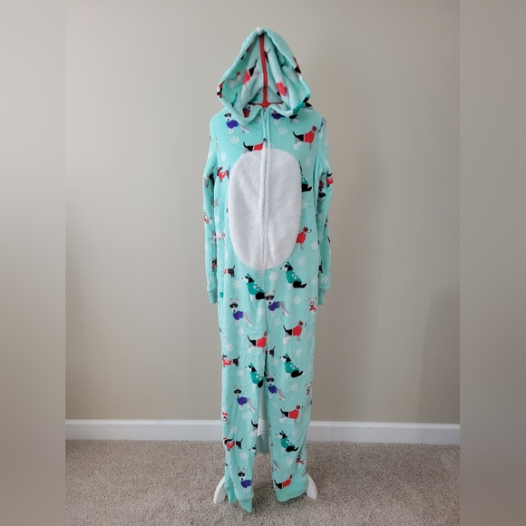 SO Intimates & Sleepwear Nwot So Adult Blue Christmas Dogs Onesie